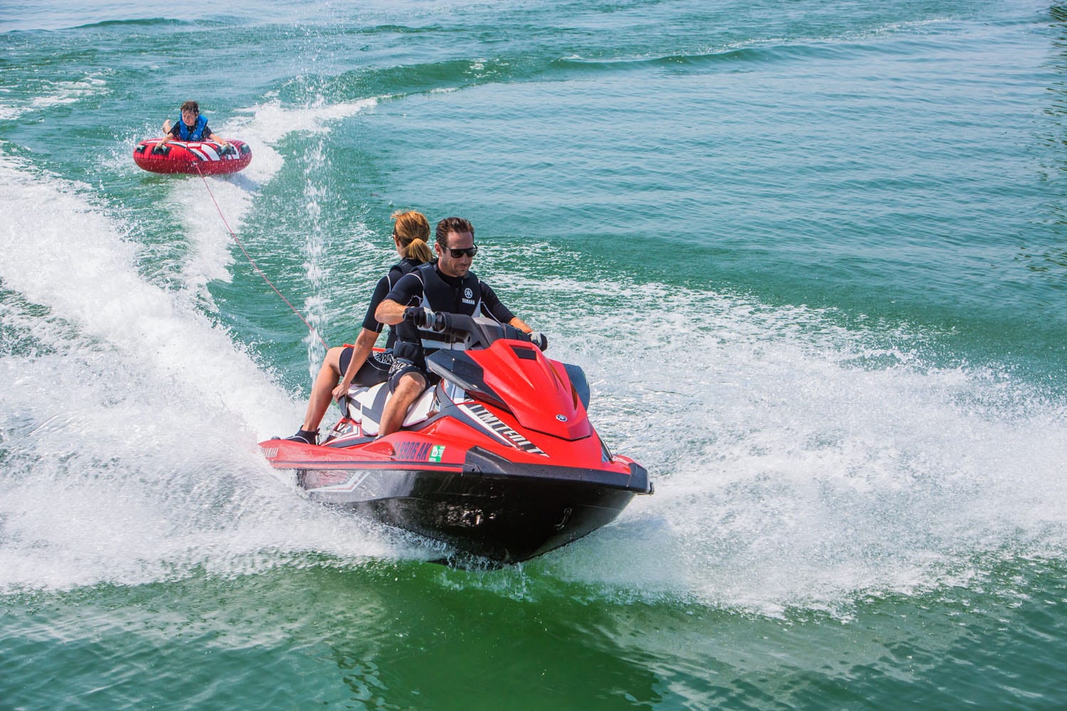 Jet ski surge at Canyon Lake leads to safety concerns and violations